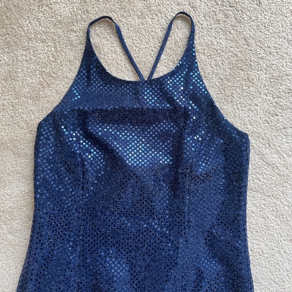 💜 HOST PICK 💜 Lori Ann Petite Blue Sequin Gown - Picture 2 of 10